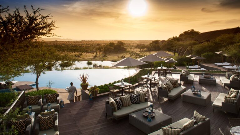 Four Seasons Safari Lodge