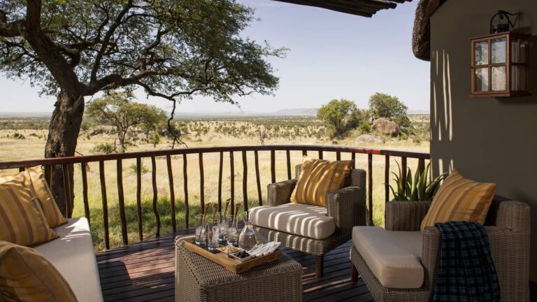 Four Seasons Safari Lodge2