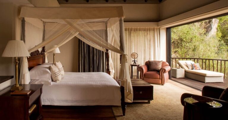 Four Seasons Safari Lodge3