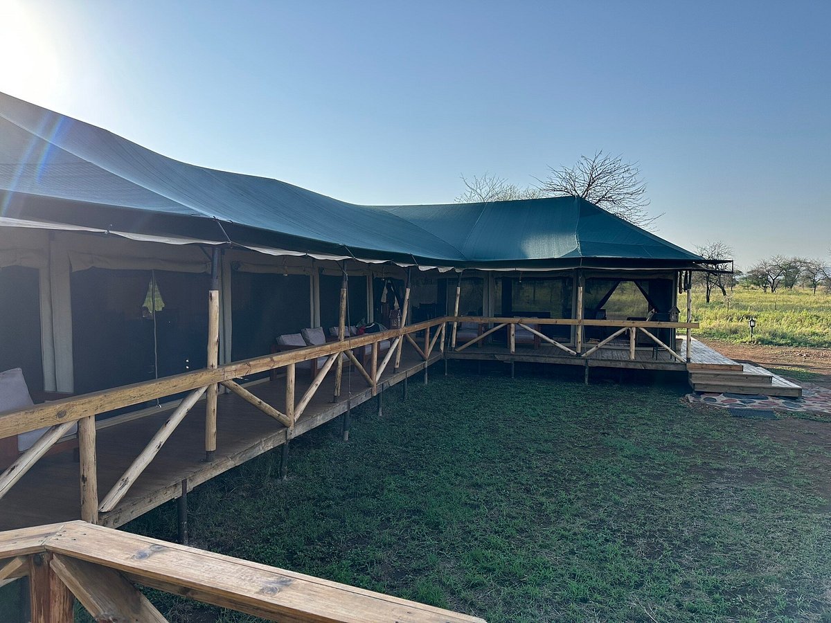 Osinon Serengeti Camp