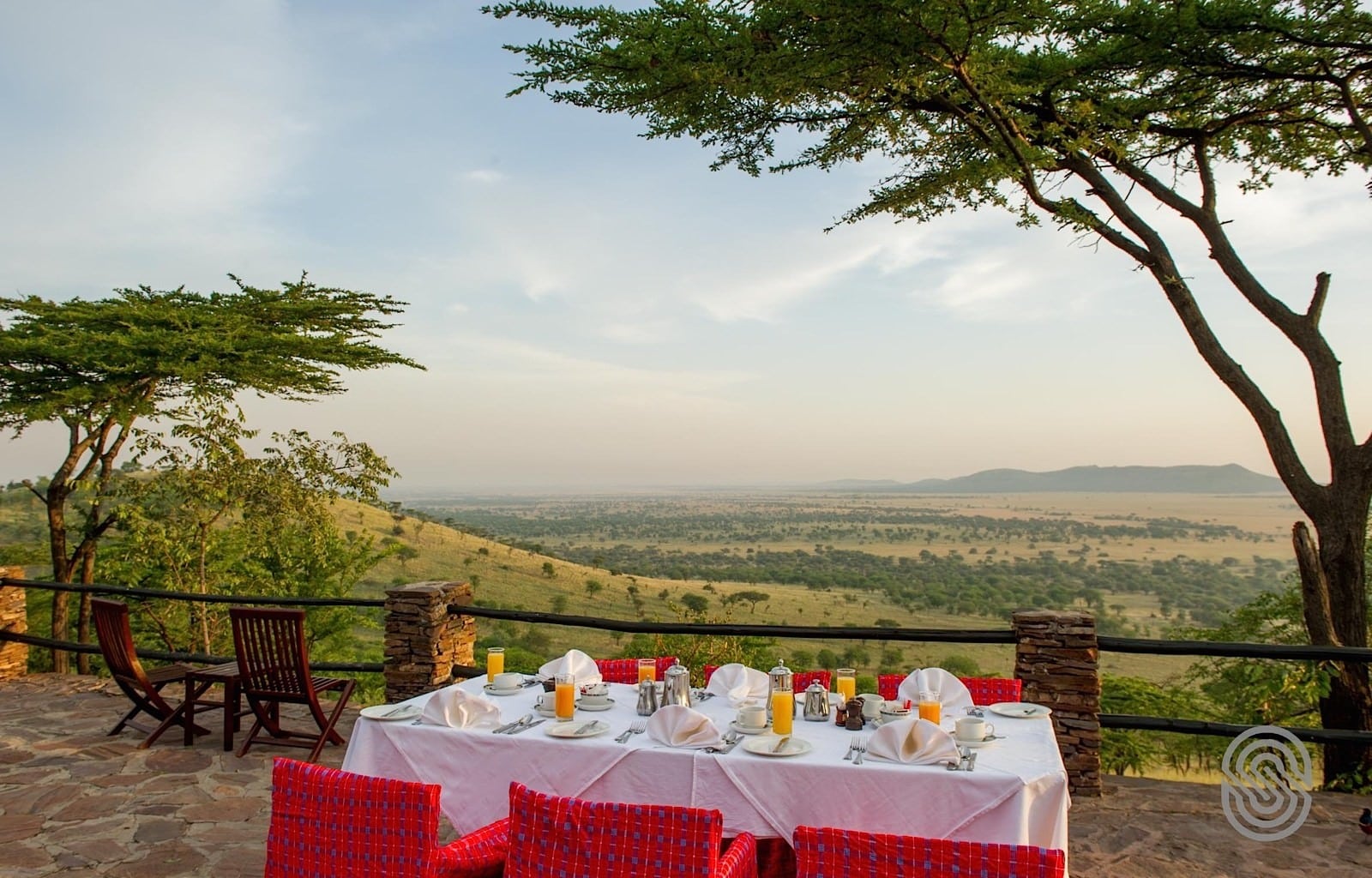 Serengeti Serena Lodge