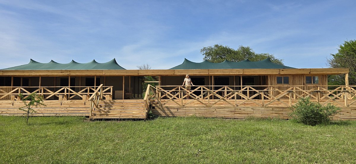 Signature Serengeti Luxury Tented Camp1