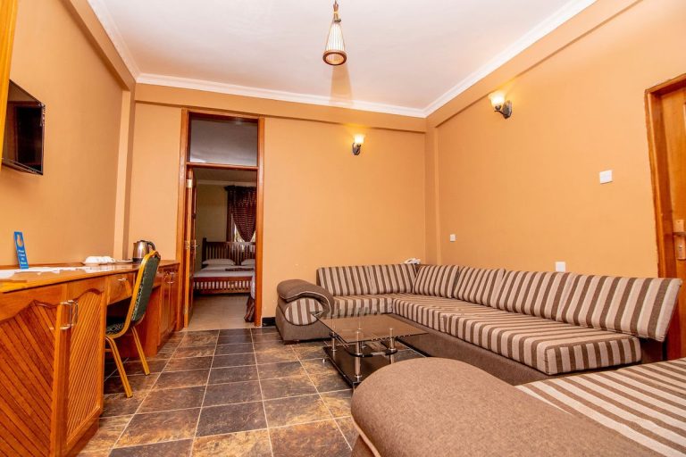 Summit Safari Lodge1