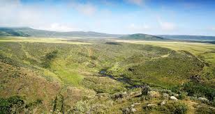 Hiking Olmoti Crater